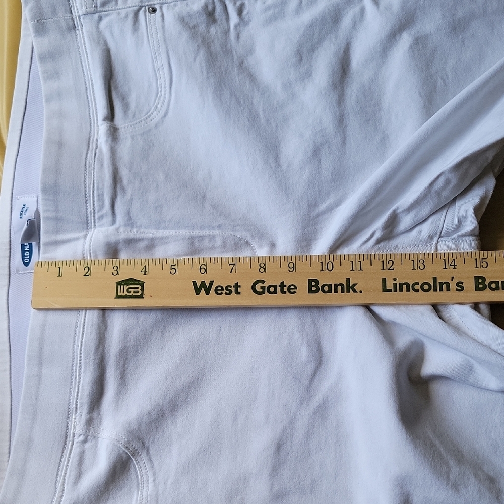 Old Navy Women's White Jeggings - Picture 5 of 9